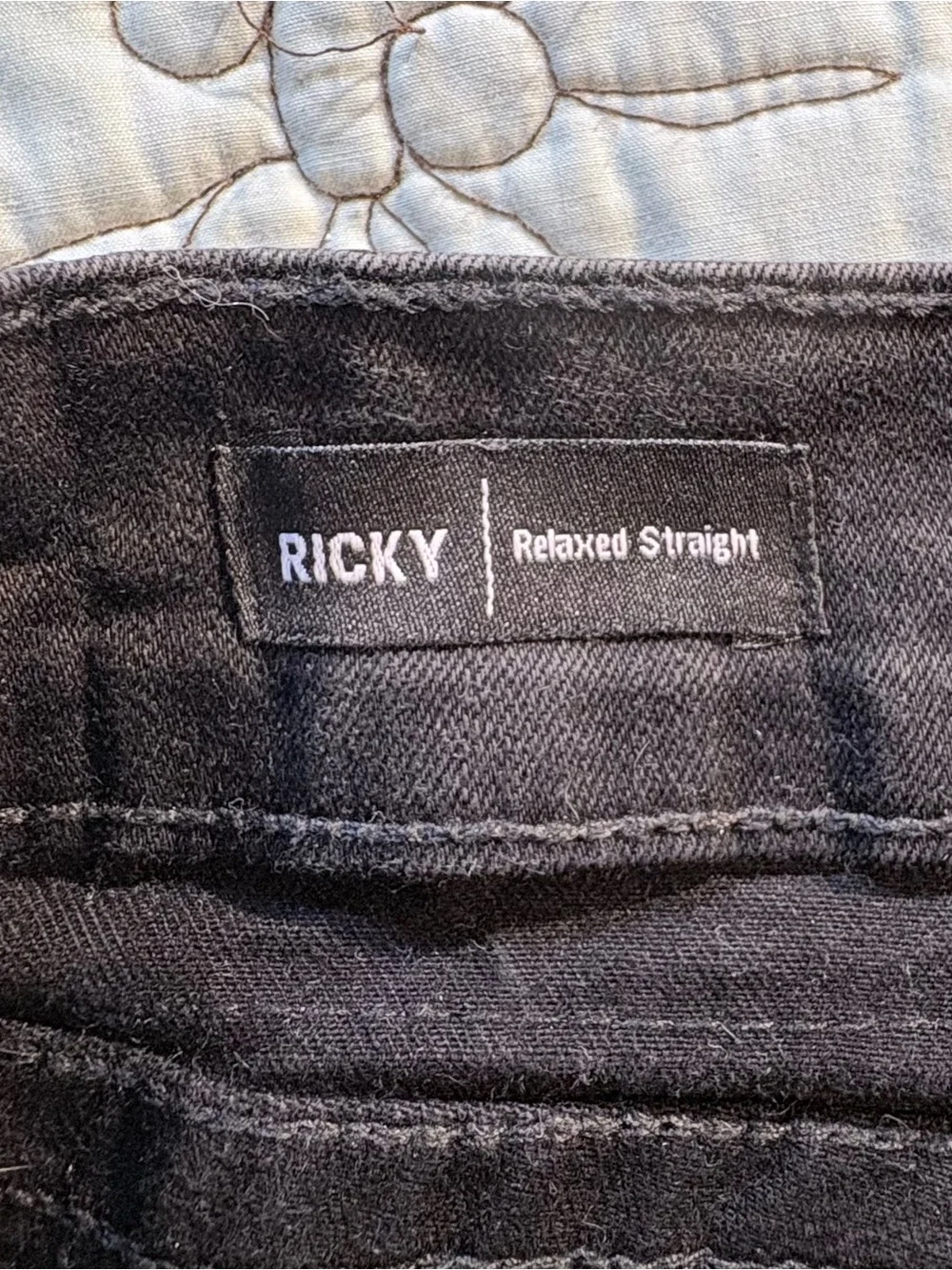 True Religion Ricky Made in USA Relaxed Straight Jeans Black Wash Denim Sz 40🧡